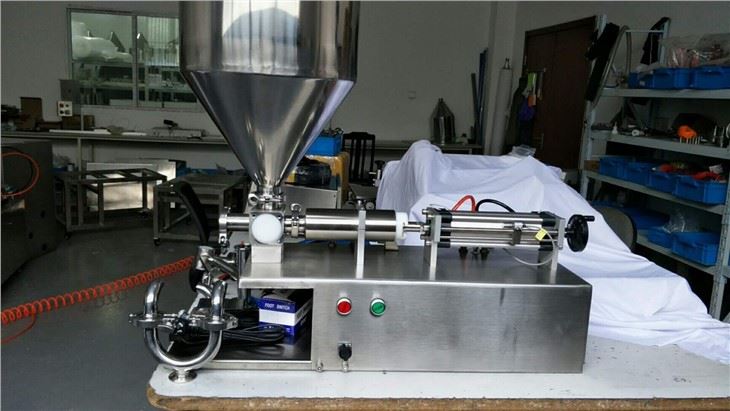 Ketchup Filling Machine