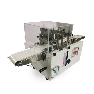 Dụng Cụ Cắt Bánh Quy Phô Mai Đa Năng