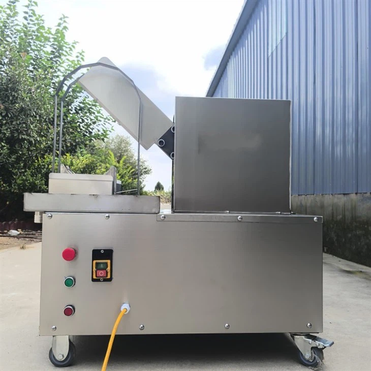 Young coconut half cutting machine (1)_conew1