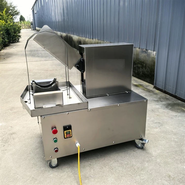 Young coconut half cutting machine (2)_conew1